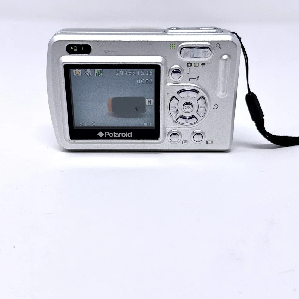Polaroid a520 Digital Camera Silver 5.0MP 2.0 LCD 4x Zoom Compact Digicam Y2K 4G